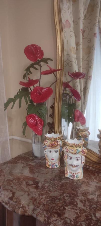 Luxury Apartment Via Genova باليرمو المظهر الخارجي الصورة