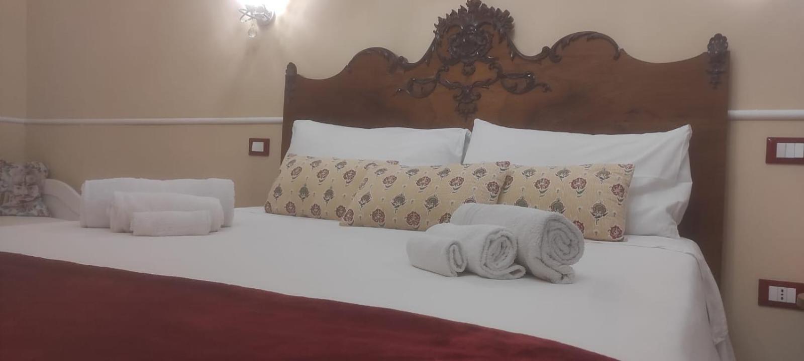 Luxury Apartment Via Genova باليرمو الغرفة الصورة