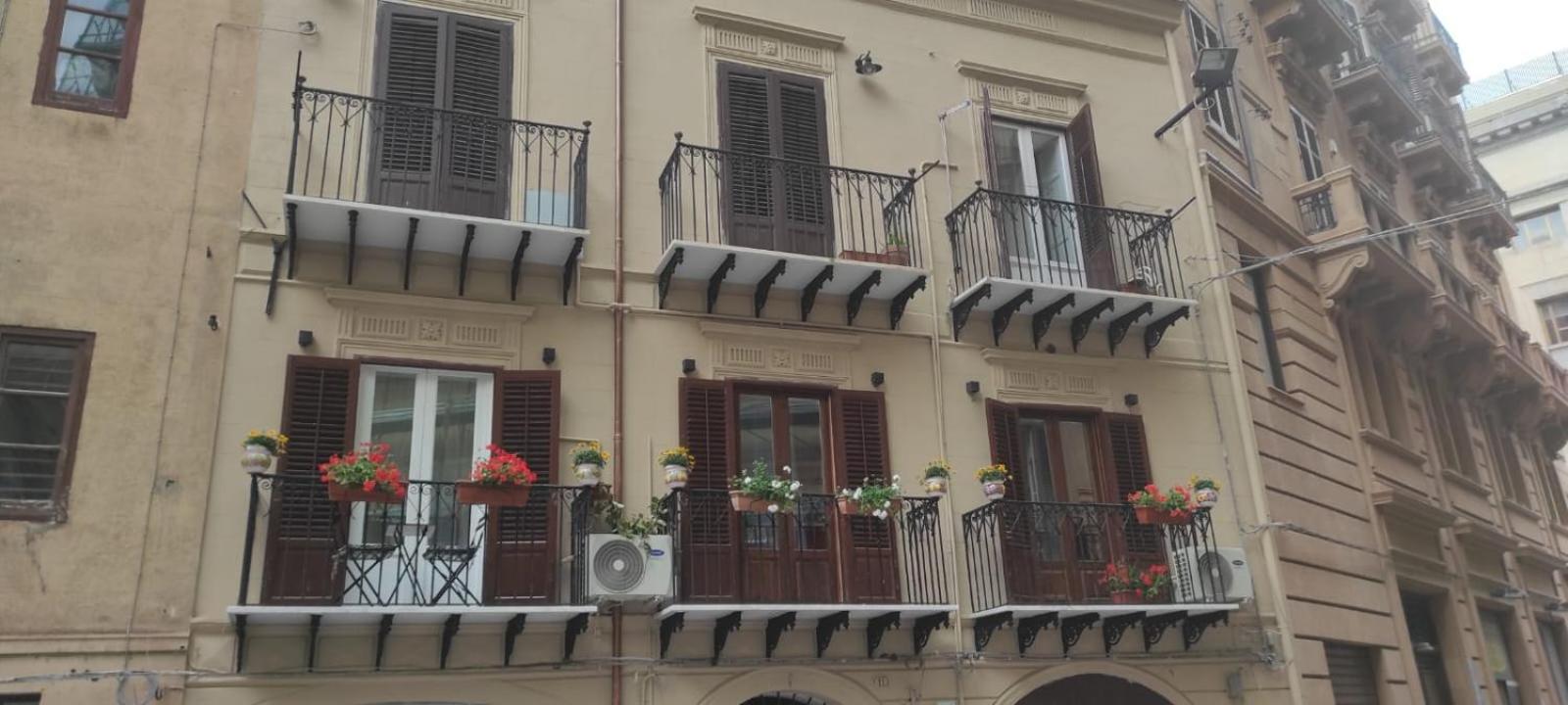 Luxury Apartment Via Genova باليرمو الغرفة الصورة